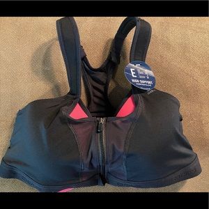 38E Odlo front-clasp sports bra